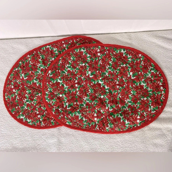 Vintage Red Green Festive Oval Christmas Placemats x2 - Picture 1 of 10